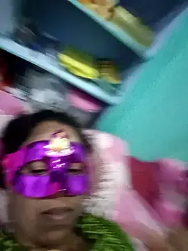 Lavanyaatelugu — Oil boobs