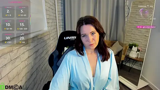 Lea_shadom — spanking ass