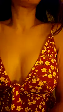 LeemaBean — Clit Masturbation 4 ten min rose msg