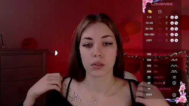 Leila_Vanilla — TAKE OFF MY TOP  lovense on