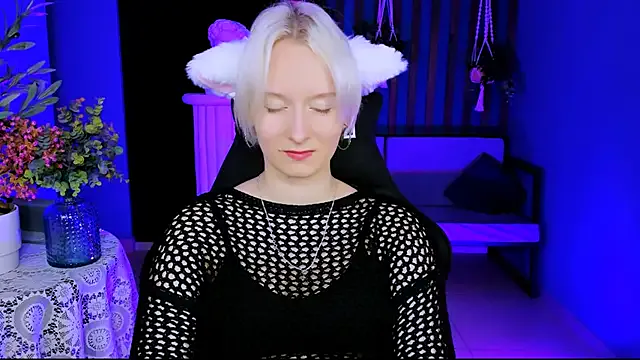LeslieHaris — sucking chupachups