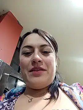 Lesly_10- — Make me feel wet daddy