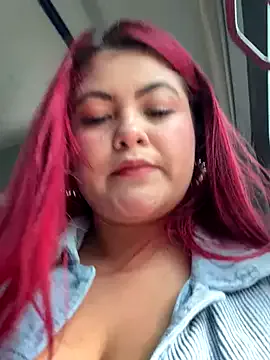 lia_moon77 — Tits out plus clamps   king