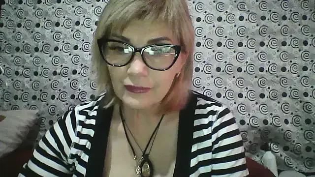 Lia_Ray — Tease u with my movements