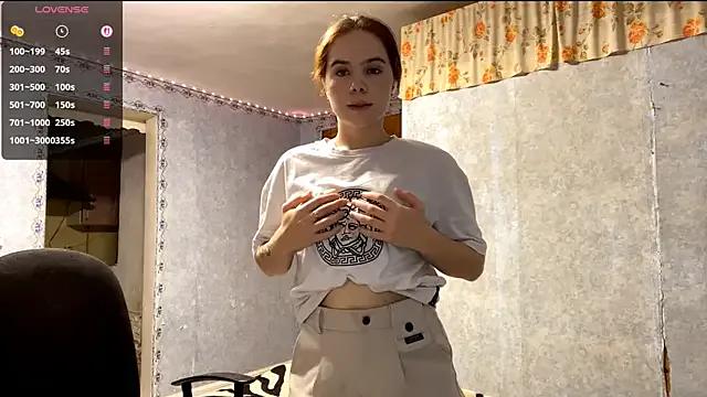 StripChat Lia_rise is Freechat Lia_rise — show the bottom of my boobs