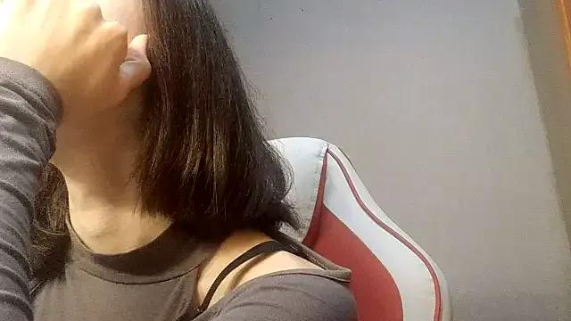 LidaGreist — lick finger