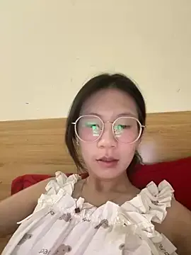 Lil-Gi — Freechat on StripChat