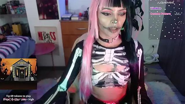lila_bratz — Pussy Ass Tattoo Contemplation!