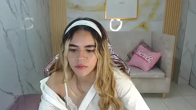 lilith4_s — Freechat on StripChat