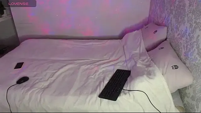 LilleLille — Pussy cums on you squirt my baby