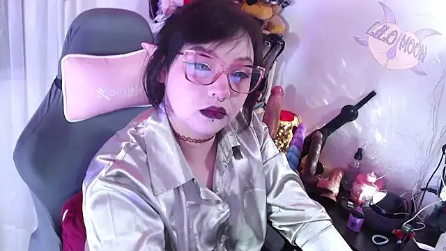 LiloMoon69 — Blow job the giant ONI Cock