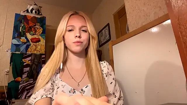 LiltedLube — Show Tongue