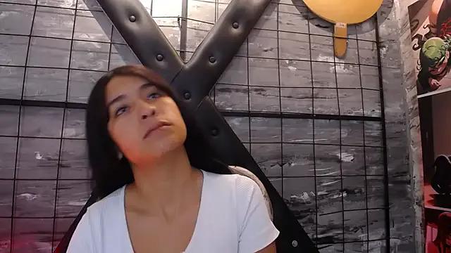 Lily_Walker — 15 spanks on tits