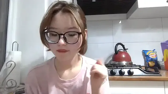LilyTaylors — show my tummy