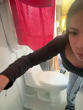lindaa__ — show zomm pussy