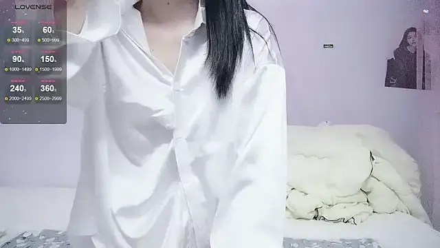 Lingzi- — Freechat on StripChat