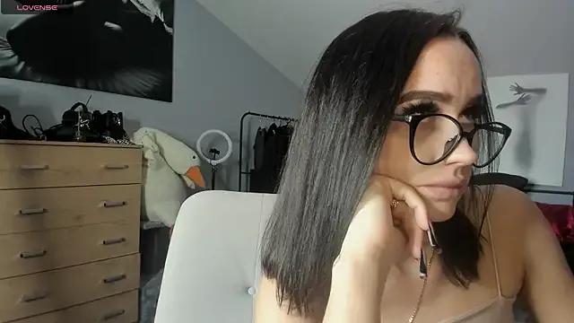 StripChat Lisa__Johnson is Freechat Lisa__Johnson — striptease two songs