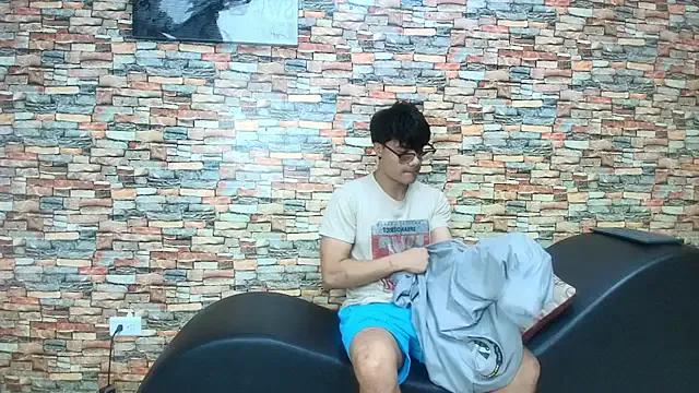 lisa_andruu — NAKED SHOW AND SEXY STREPTASE!