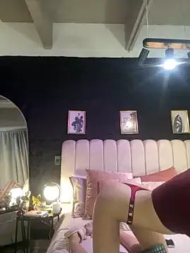 Lisa_Belluci — Freechat on StripChat