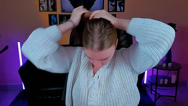 LisaMitchell — show my ass in panties