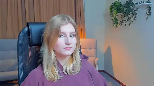 StripChat LisaRais is Freechat LisaRais — show my eyes