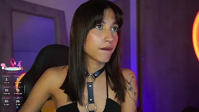 Littlegoddessx — lick my feet