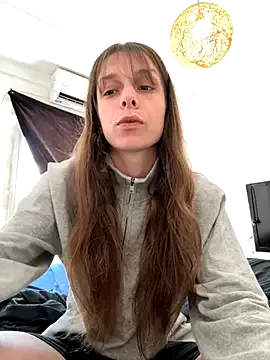 LittleJulietta — Freechat on StripChat