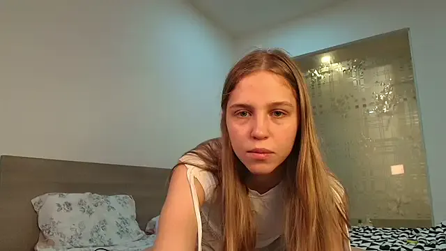 littlemolly11 — be only in lingerie 5 min