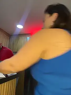 liz_and_thiago — show pussy