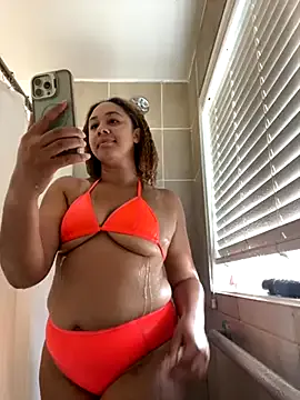 Lolaskyyjuicy — FREE MY NIPPLES