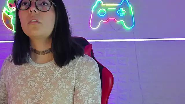 LolaXXXperience — Nipples close up + sexy handjob