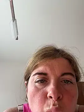 Lombada — Shorts ausziehen