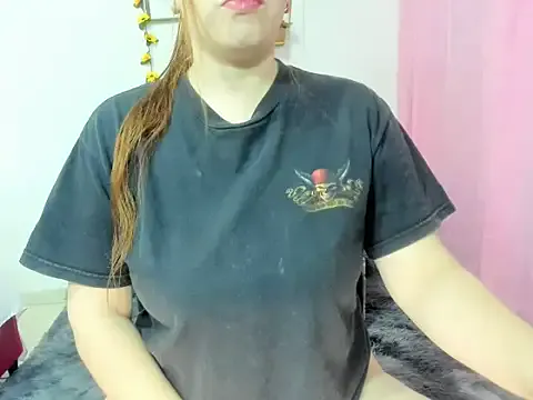 lorenita_88 — Sexy Strip & Pussy Play