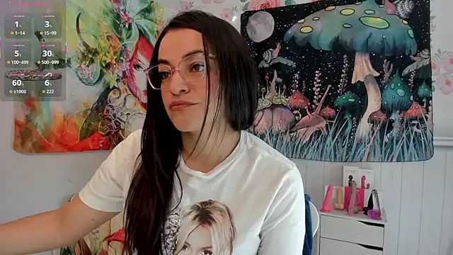 LovelyAzucena — Freechat on StripChat