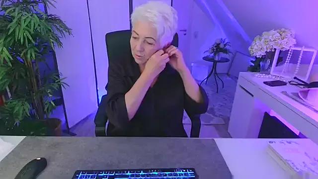 StripChat LovelyHelena is Freechat LovelyHelena — if you like me