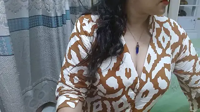 Lovelywife786 — booobs wet