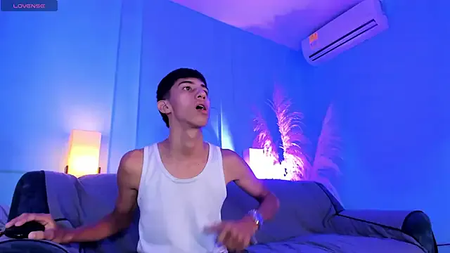 Lucian_Davi — HARD COCK AND BIG CUM