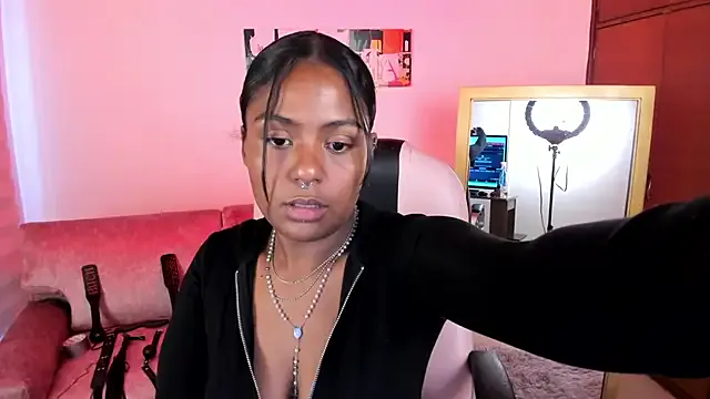 Lucie_Harper — Whip pussy 30