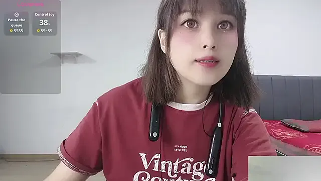 Lucky-xiuxiu — Freechat on StripChat