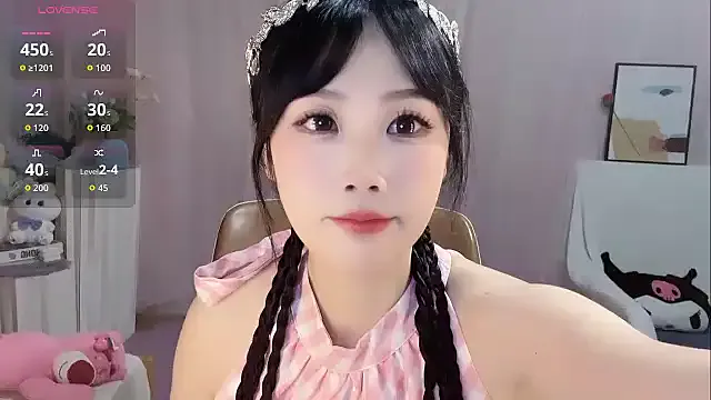 LuckySHI-520 —  Hula hoop on nipples