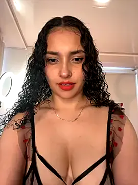 Lucy_Marin — sucks my nipples