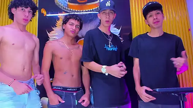 luisc_bigcock_ — kisses