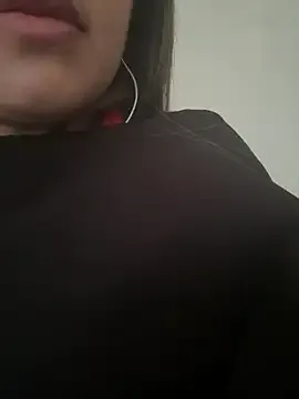 LuizaDiaz — Mostrar meus peitos