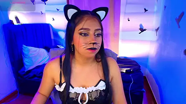 luna-cute — PUSSY PLAY