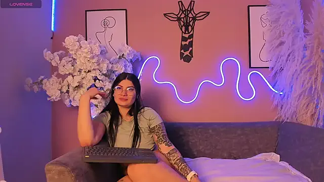 Luna_Clarx — Squirt show + control lush x5min