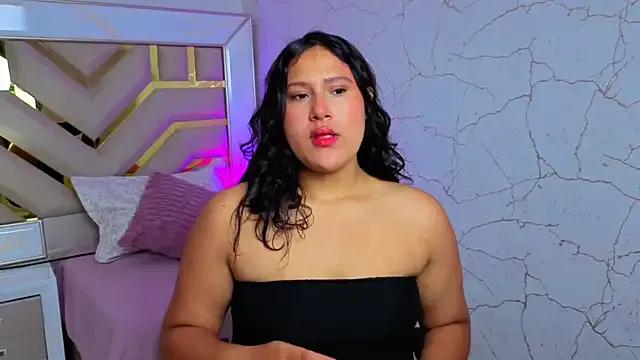 luna_jonezz — get hot