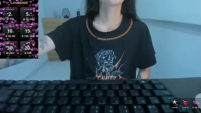 LunaBella55 — spit tits 
