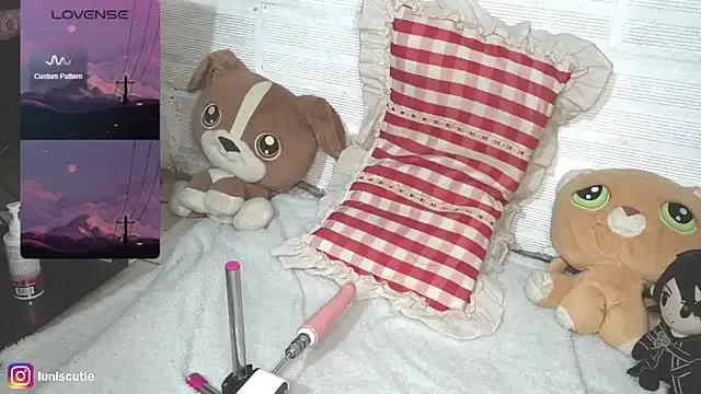 lunacutie — I'm on my red days, so... BIG SQUIRT 