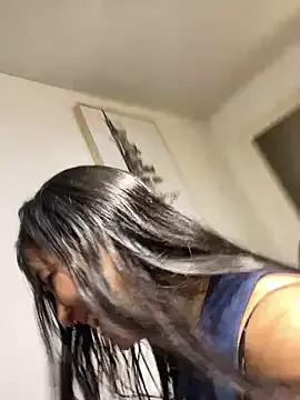 LunaMartinez_Pink — Freechat on StripChat