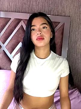 LunaMoore_Pink — FINGERING SHOW NAKED